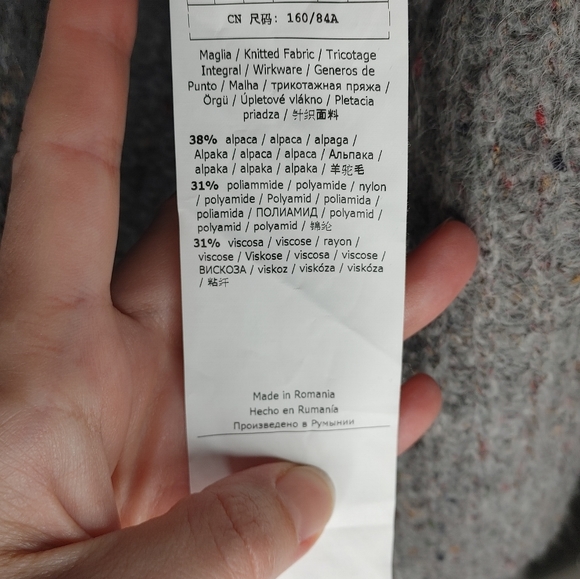 NWOT-iBlues Knit Sweater - Picture 13 of 13